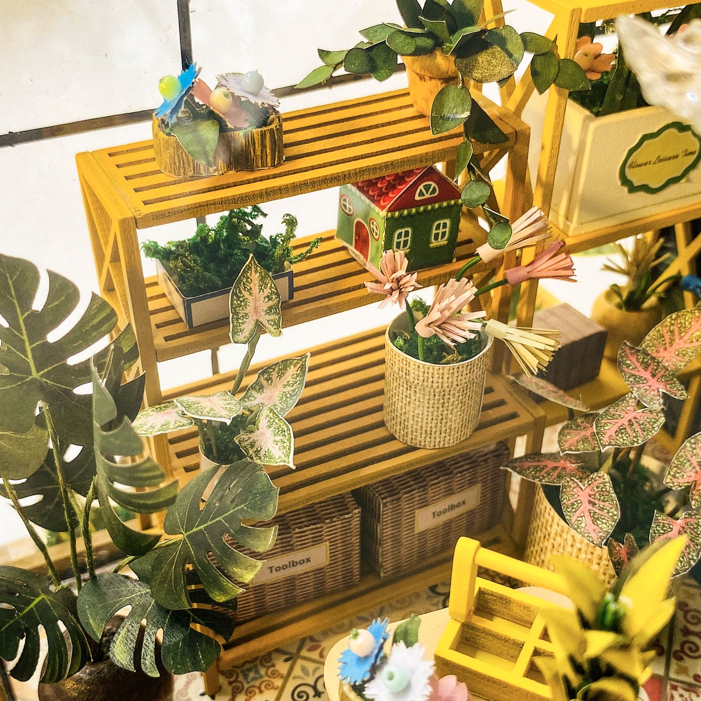 Handmade DIY Hut Assembly Flower House Decoration Micro Landscape 3D Puzzle Puzzle Building Model Doll House